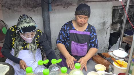 Chiang-Mais-Kulinarischer-Genuss:-Michelin-prämiertes-Streetfood-Spektakel