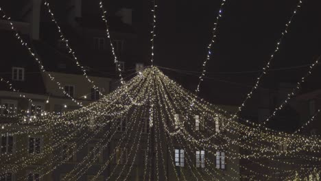 Christmas-lights-on-Market-Square-in-the-Old-Town-of-Poland