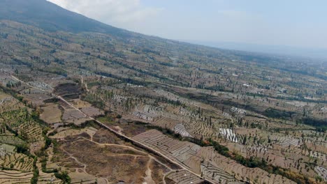 Tierras-Agrícolas-áridas-Debido-A-La-Sequía,-En-Temanggung,-Java-Central,-Indonesia