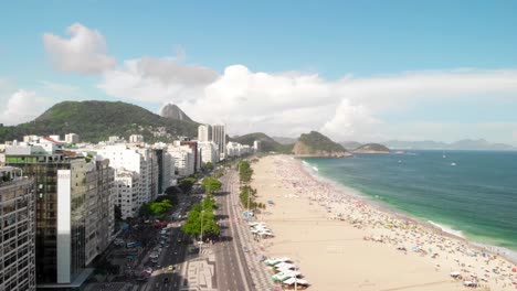 Vista-Aérea-Del-Paseo-Marítimo-Y-El-área-Urbana-De-Río-De-Janeiro