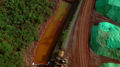 Operaciones-Completas-De-Minería-De-Metales-De-Sumitomo-En-Taganito-Claver-Aerial.