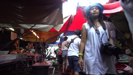 Unique-Maeklong-Railway-Market,-Thailand