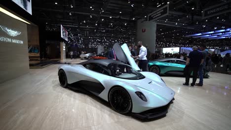 Genf,-Schweiz-Schwenk,-Aston-Martin-AM-RB-003,-Autosalon-Genfer-Autosalon-Schweiz