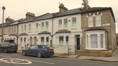 Las-Casas-En-El-Distrito-Fulham-De-Londres-En-El-Reino-Unido.