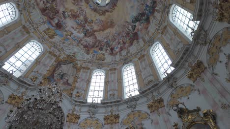 Majestätischer-Innenraum-Der-Abtei-Ettal-In-Ettal,-Bayern,-Deutschland