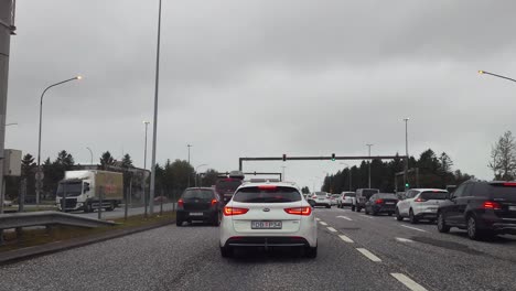 Driving-from-Reykjavik-to-Keflavik-airport-in-Iceland---POV-driver