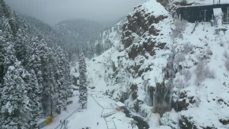 Starker-Schneefall,-Luftaufnahme-Des-Kaschmir-Tals-In-Der-Wintersaison