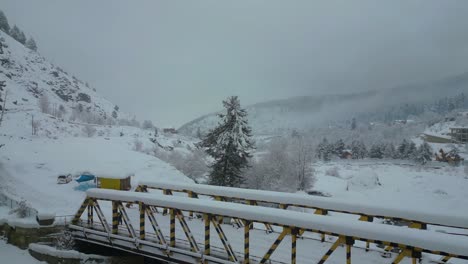 Starker-Schneefall,-Luftaufnahme-Des-Kaschmir-Tals-In-Der-Wintersaison