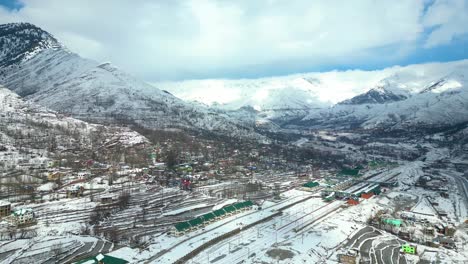 Starker-Schneefall,-Luftaufnahme-Des-Kaschmir-Tals-In-Der-Wintersaison