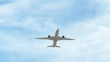 Polish-Airlines-flying-over-Suvarnabhumi-Airport,-located-in-the-outskirts-of-Bangkok,-Thailand