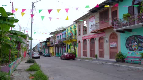 PANAMA-CITY,-PANAMA---December-3,-2023:-a-street-with-colorful-old-buildings