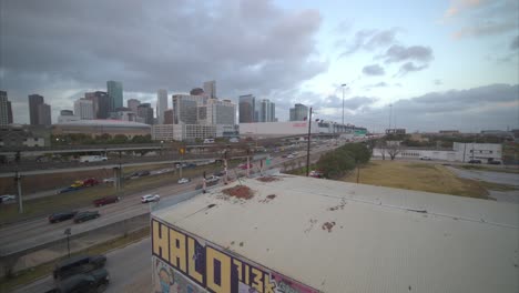 Toma-Aérea-De-Gran-Angular-Del-Centro-De-Houston,-Texas