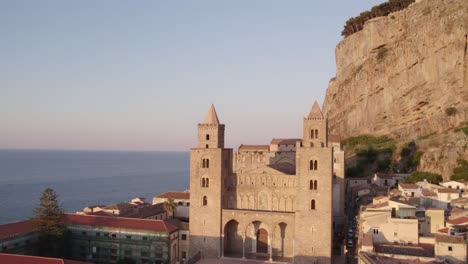 Aerial-drone-view-of-the-famous-Celafu-medieval-old-town-in-Sicily,-Italy