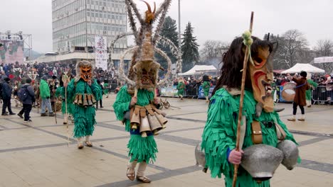 Internationales-Festival-Der-Maskenparade-„surva