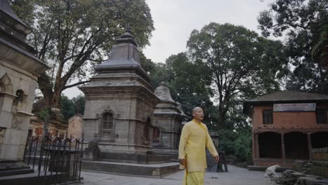 Pashupatinath-Tempelmonumente-Schwenken-Handaufnahme