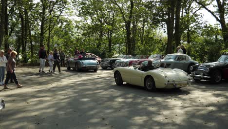 Oldtimer,-Treffen-Des-Austin-Haeley-Club-North-Wales-Im-Dorf-Portmeirion