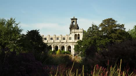 Restos-Del-Trentham-Hall-En-Los-Jardines-De-Trentham-Estate