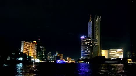 Taken-during-the-evening-when-the-river-cruise-boats-are-coming-in-and-out-to-bring-their-guest-around-the-river