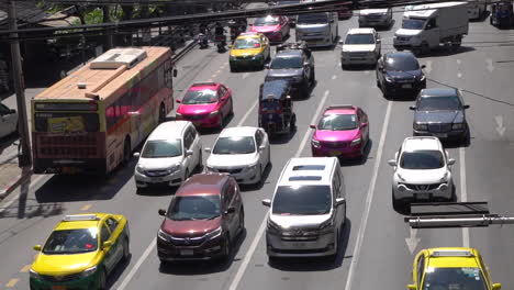 Atasco-De-Tráfico-En-El-Centro-De-Bangkok,-Tailandia.