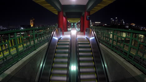 Empty-metro-station-in-Chinatown,-Los-Angeles-during-pandemic-lockdowns