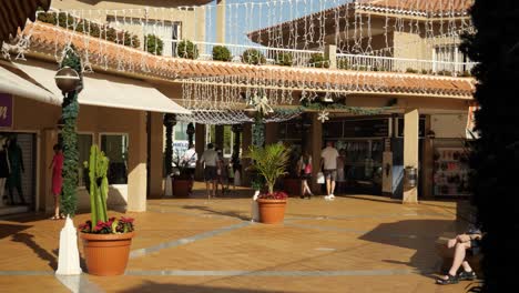 Decorative-outdoor-shopping-center-at-Playa-de-la-Americas