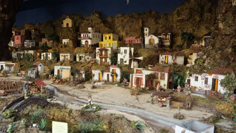 Miniatur-Weihnachtsdorf-In-Candelaria,-Teneriffa,-Teil-Zwei