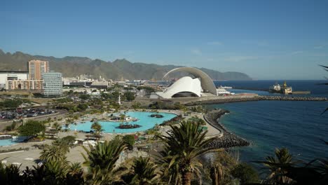 Blick-Auf-Das-Auditorium-Und-Den-Wasserpark-In-Santa-Cruz-De-Teneriffa