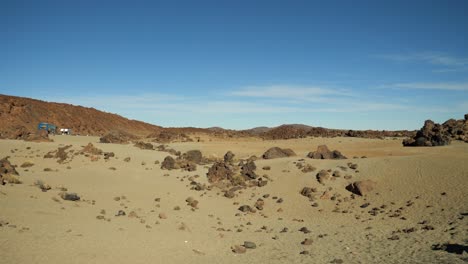 Terreno-Arenoso-Y-Rocoso-En-El-Parque-Nacional-Del-Teide,-Segunda-Parte