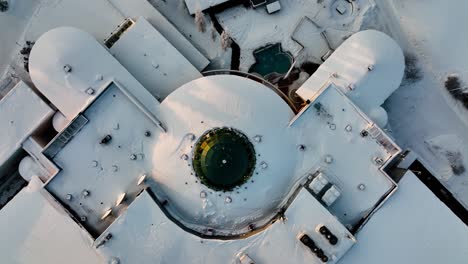 Aerial-view-above-the-Holiday-club-Katinkulta-resort-in-Vuokatti,-Finland---Birds-eye,-drone-shot