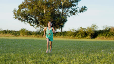 Girl-running-in-a-field