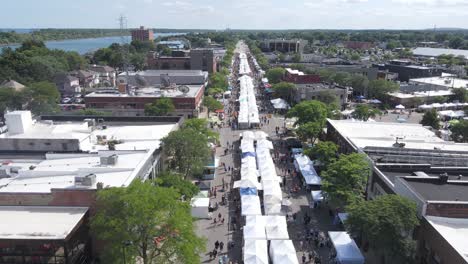 Wyandotte-Art-Fair-on-Biddle-Avenue,-Wyandotte-Michigan,-USA,-aerial-view