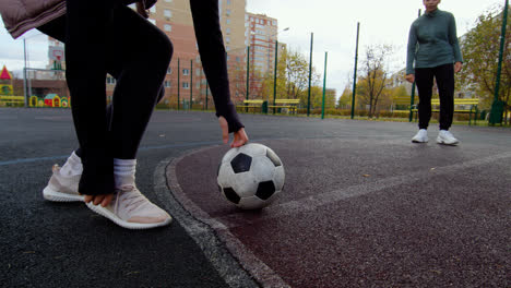 Frauen-Spielen-Fußball
