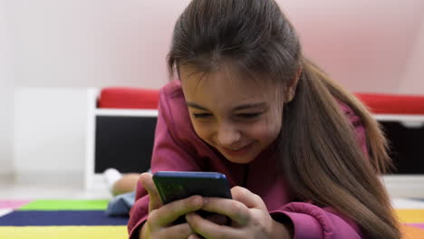 Young-girl-using-smartphone