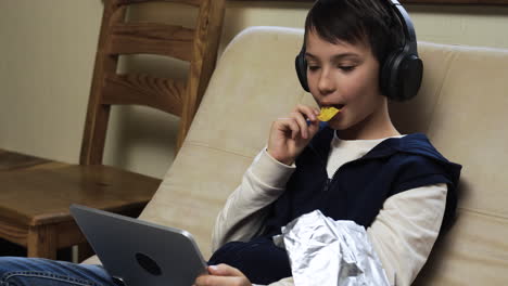 Teenager-using-tablet-at-home