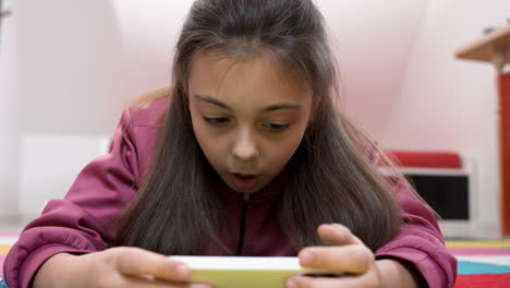 Young-girl-using-smartphone