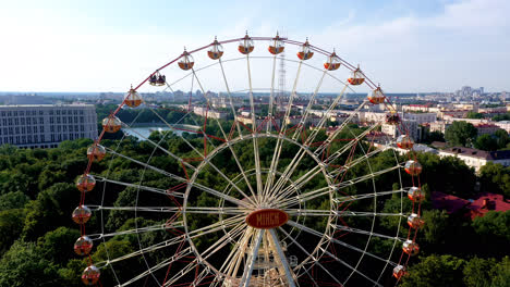 Aerial-view-of-ferris-wheel