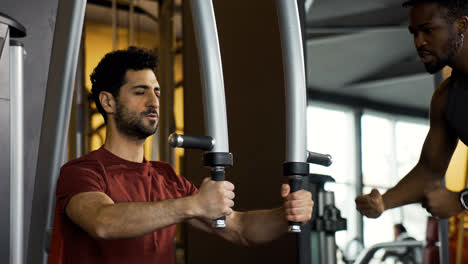 Brunette-man-working-out