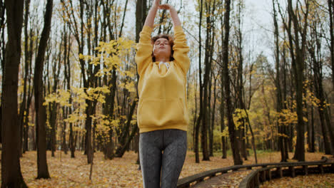 Young-woman-running-at-the-park