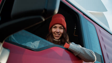 Young-woman-posing-inside-the-vehicle