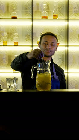 Bartender-serving-a-cocktail