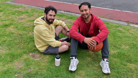 Men-sitting-on-the-grass