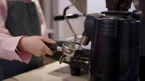 Barista-Preparando-Café