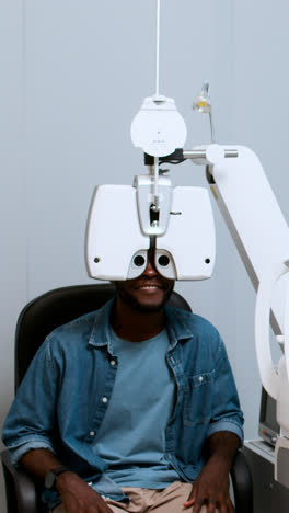 Man-doing-eye-test