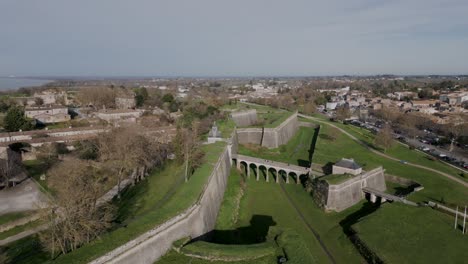 Citadelle-de-Blaye-Frontal-Aerial-in-Bordeaux,-France---aerial
