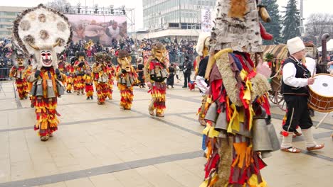 Festival-Internacional-Del-Desfile-De-Máscaras-Surva