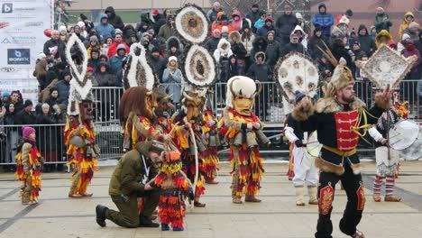 Internationales-Festival-Der-Maskerade-Parade-Surva