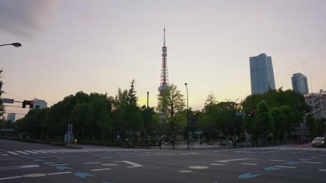 Slow-motion-pan-establishing-shot-of-Tokyos-minato-ward