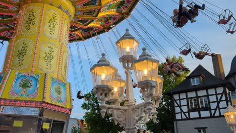 Carrusel-De-Cadenas-En-Una-Feria