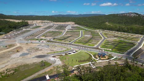 Left-to-right-aerial-view-of-the-upper-section-of-the-SkyRidge-residential-development-on-a-sunny-day,-Worongary,-Gold-Coast