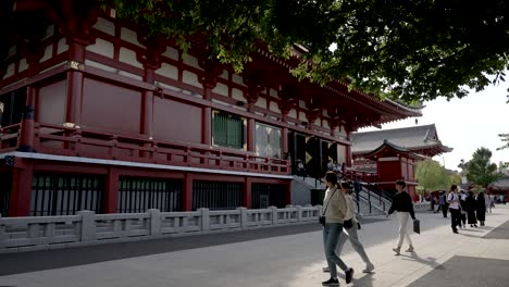 corner-view-of-Sensō-ji-temple-at-Asakusa,-Japan